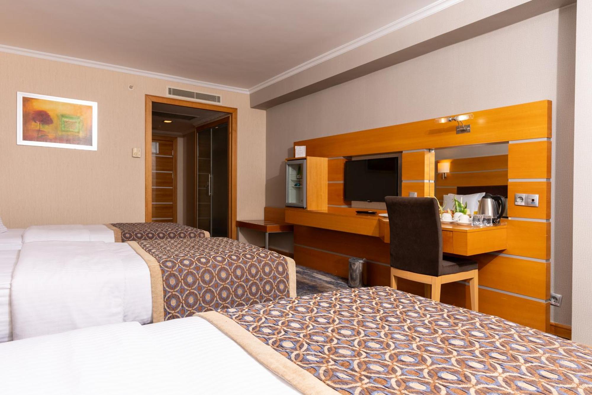 Ankara Plaza Hotel Esterno foto