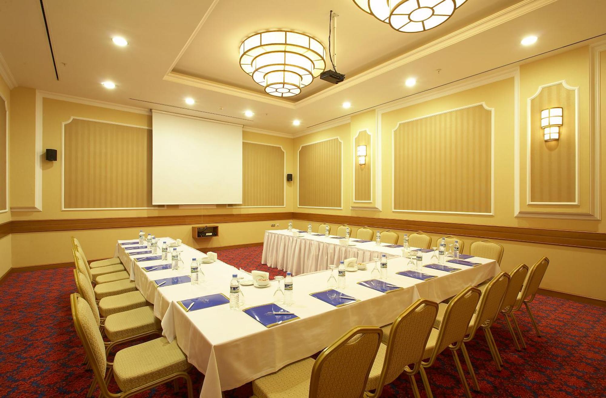 Ankara Plaza Hotel Esterno foto