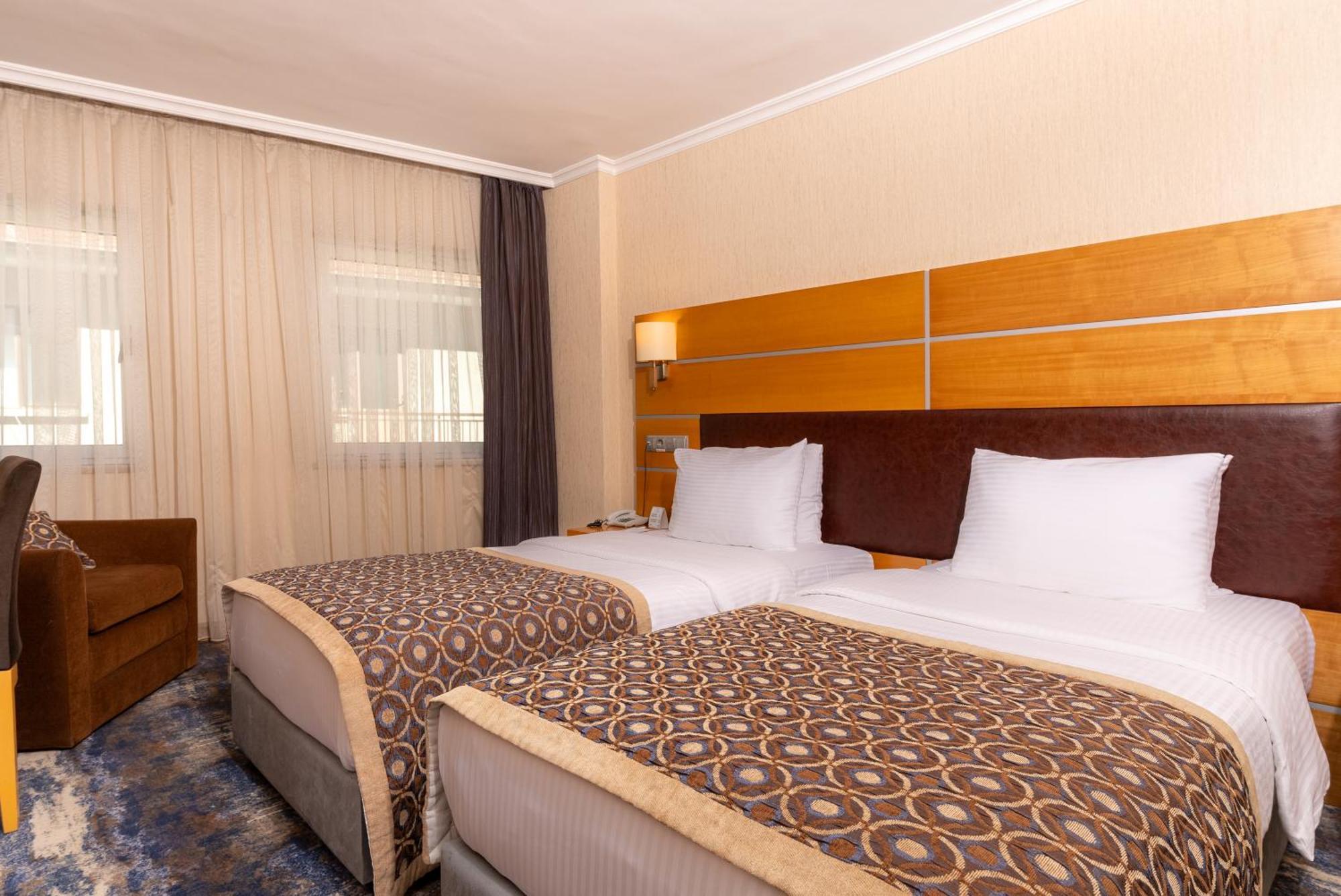 Ankara Plaza Hotel Esterno foto